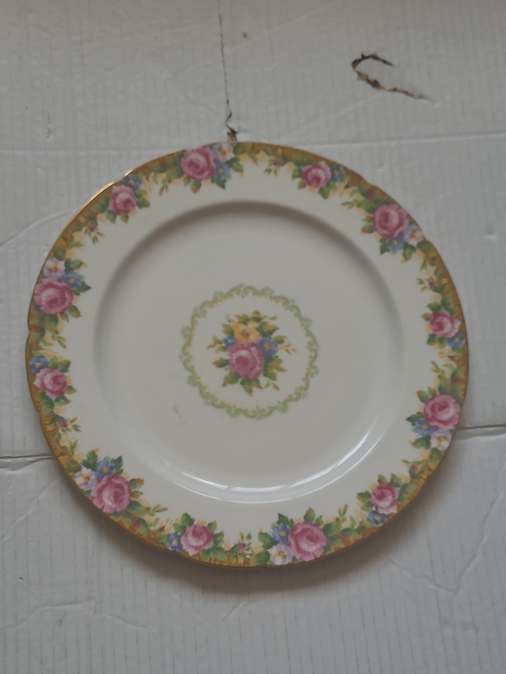 Vintage Paragon Fine Bone China Tapestry Rose Dinner Plate